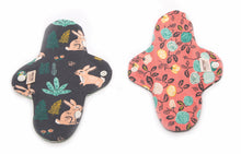 Load image into Gallery viewer, Organic Cloth Pads Fun prints - Orethic.com